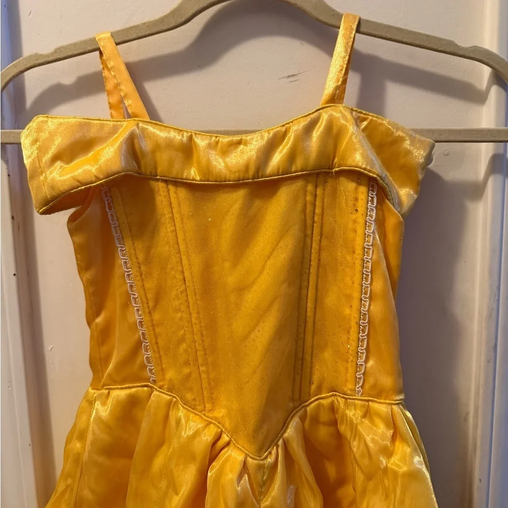Diseños Candy's Belle from Beauty & the Beast Ball Gown